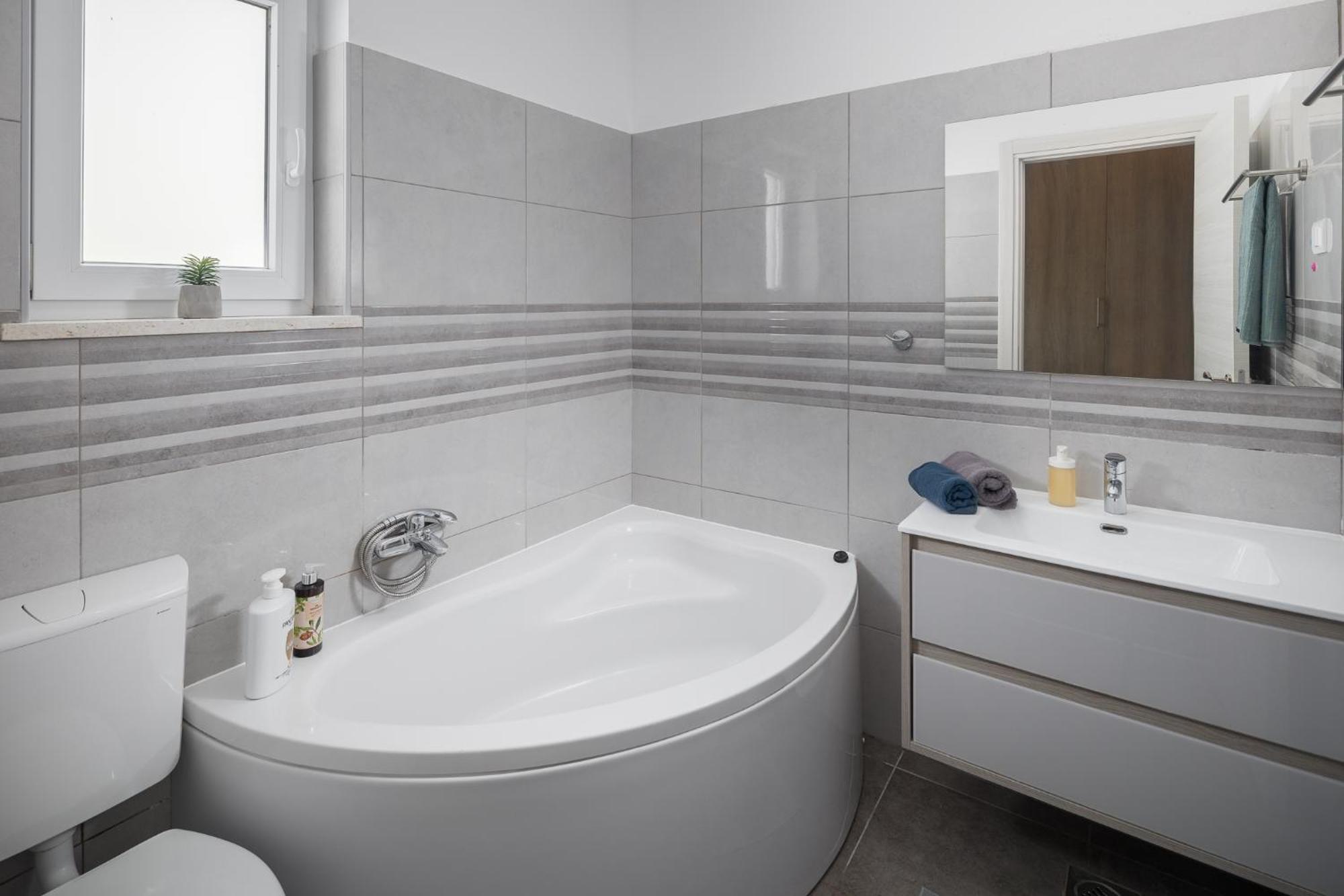Studio Apartments Villa Valla - Free Bikes 파자나 외부 사진
